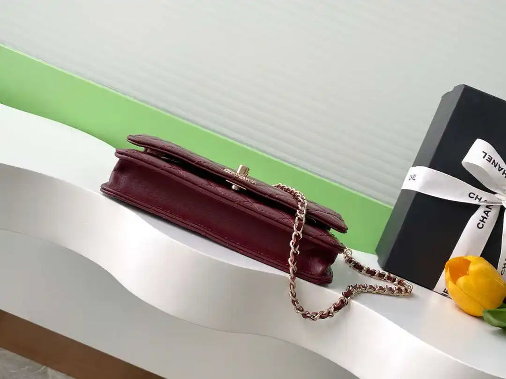 Chanel AP4323 Wallet On Chain Lambskin Diamant¨¦ Gold Wine Red