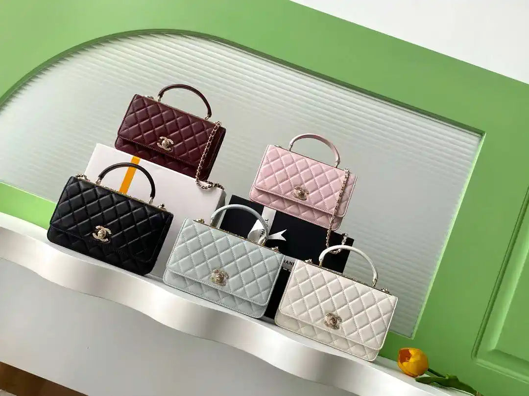 Chanel AP4323 Wallet On Chain Lambskin Diamant¨¦ Gold Wine Red