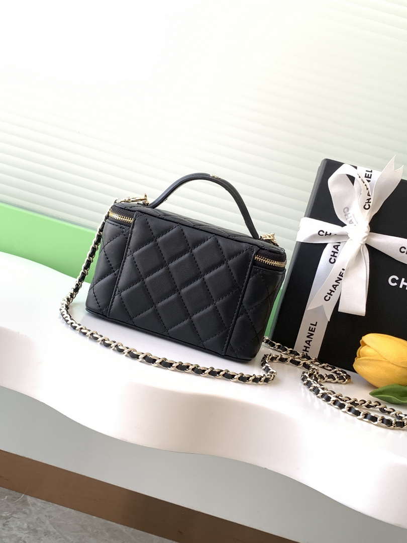 Chanel AP4404 25C Vanity with Chain Lambskin & Gold-Tone Metal Black