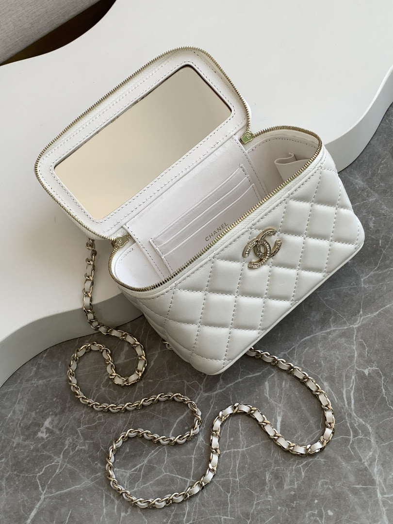 Chanel AP4404  25C Vanity with Chain Lambskin & Gold-Tone Metal White