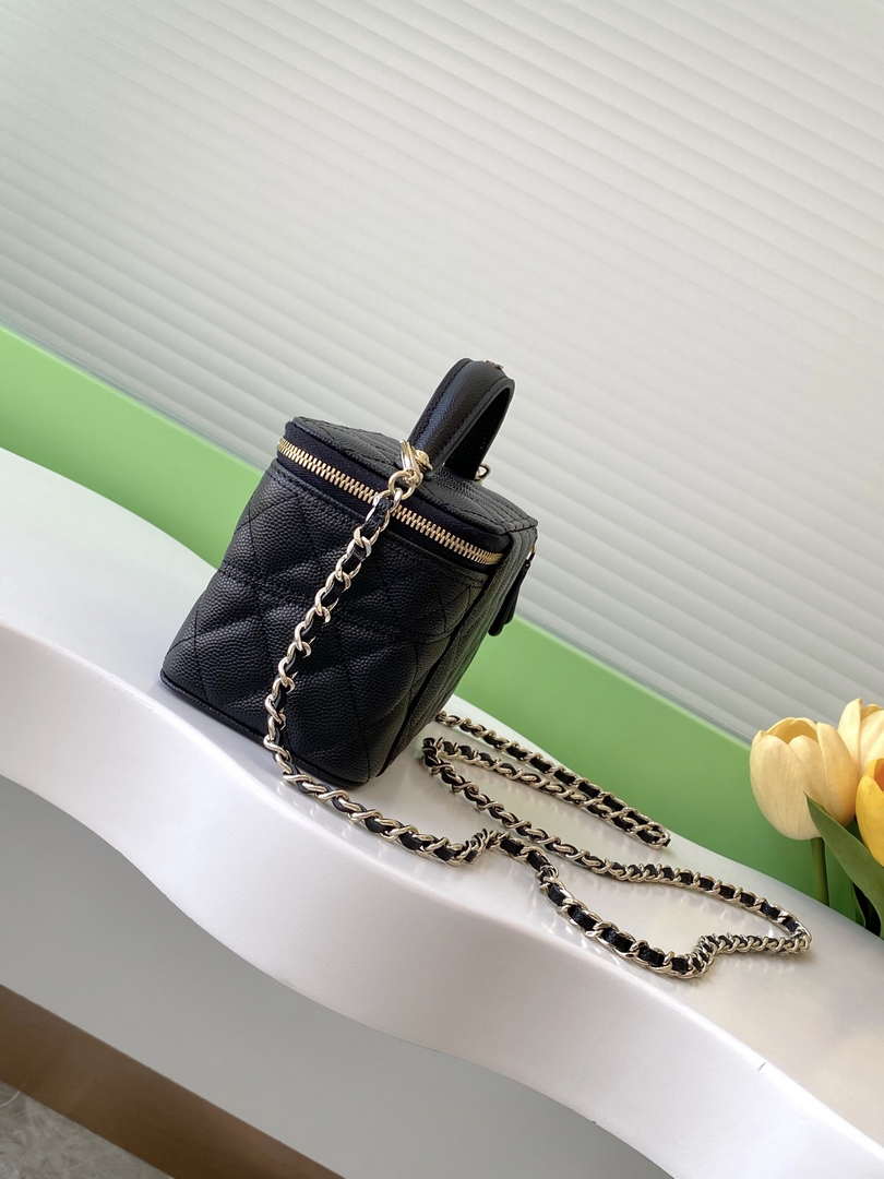 Chanel AP4404 Long Vanity with Chain Grained Calfskin & Gold-Tone Metal
