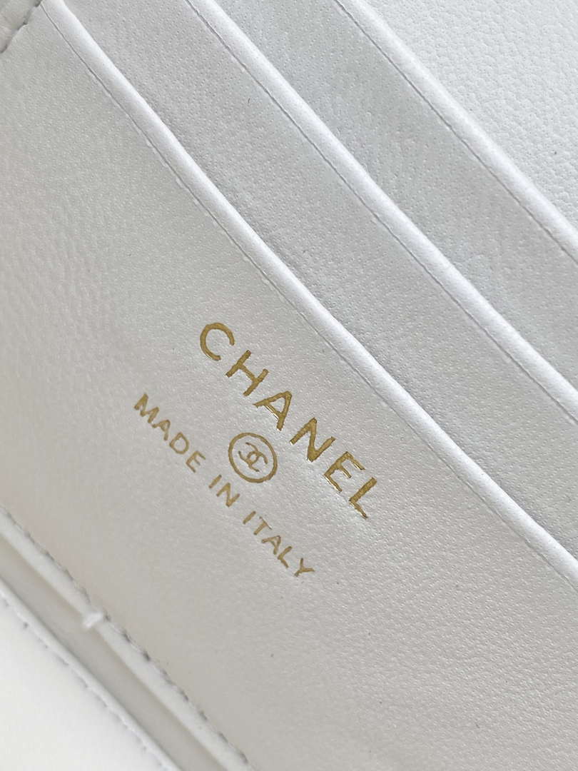 Chanel AP4404 Long Vanity with Chain Grained Calfskin & Gold-Tone Metal White
