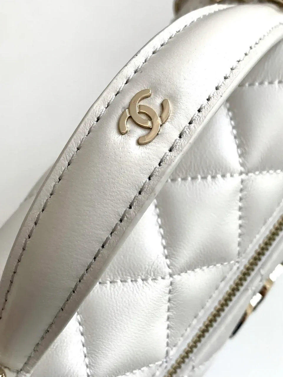 Chanel AP4407 Vanity with Chain Lambskin White