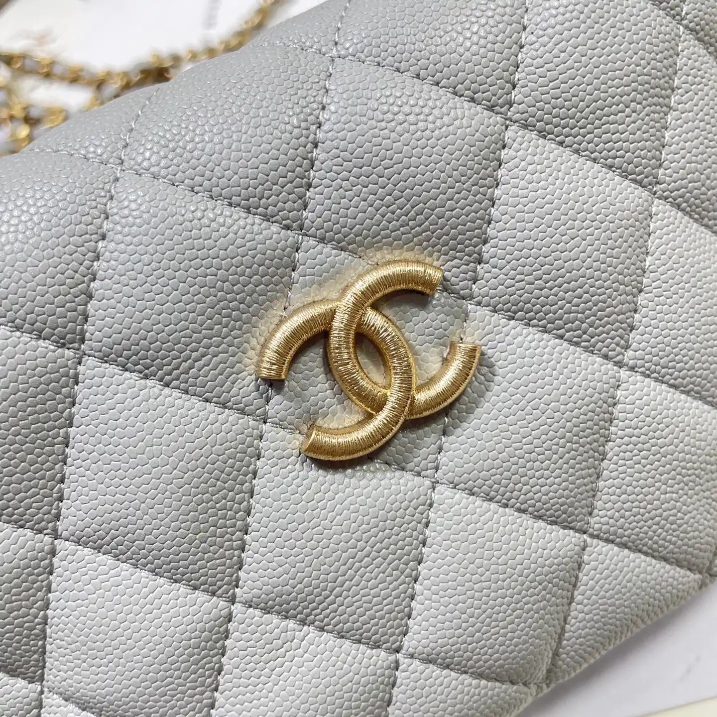 Chanel AP4484 Clutch with chain Grained Shiny Calfskin Gray