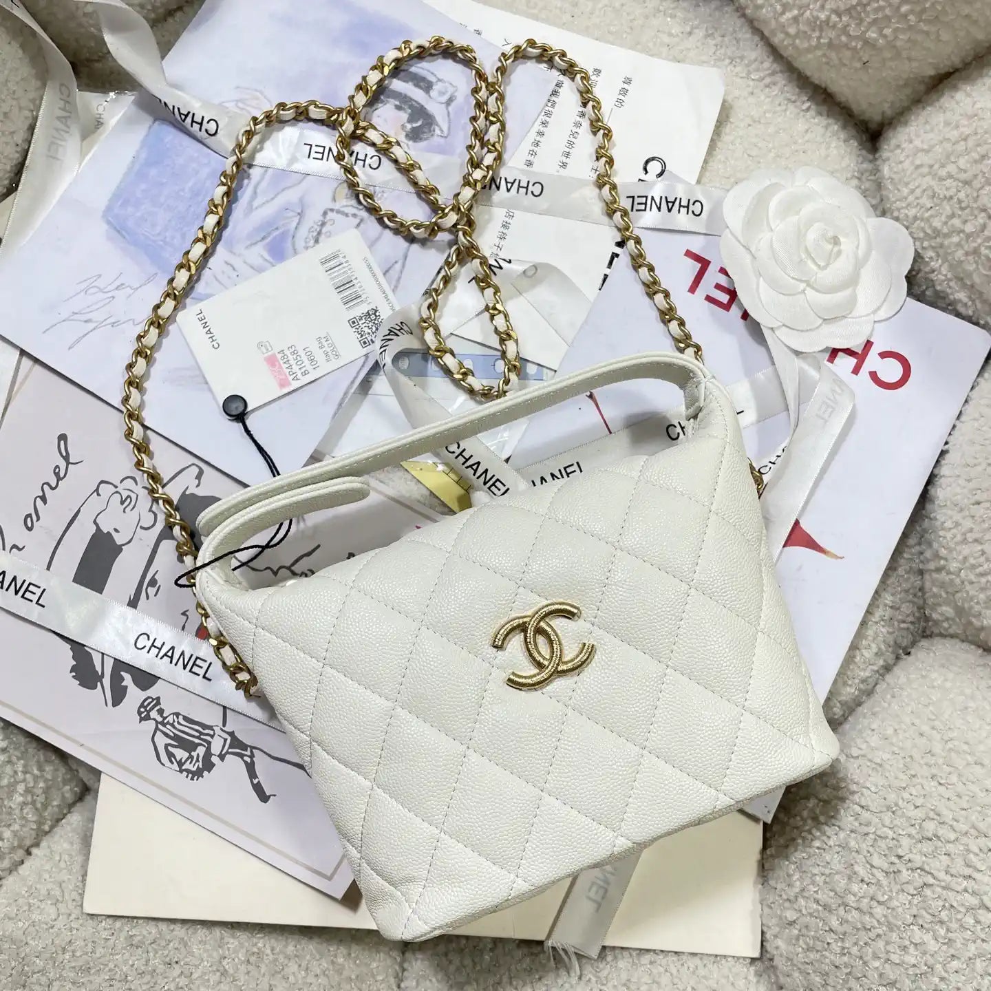Chanel AP4484 Clutch with chain Grained Shiny Calfskin White