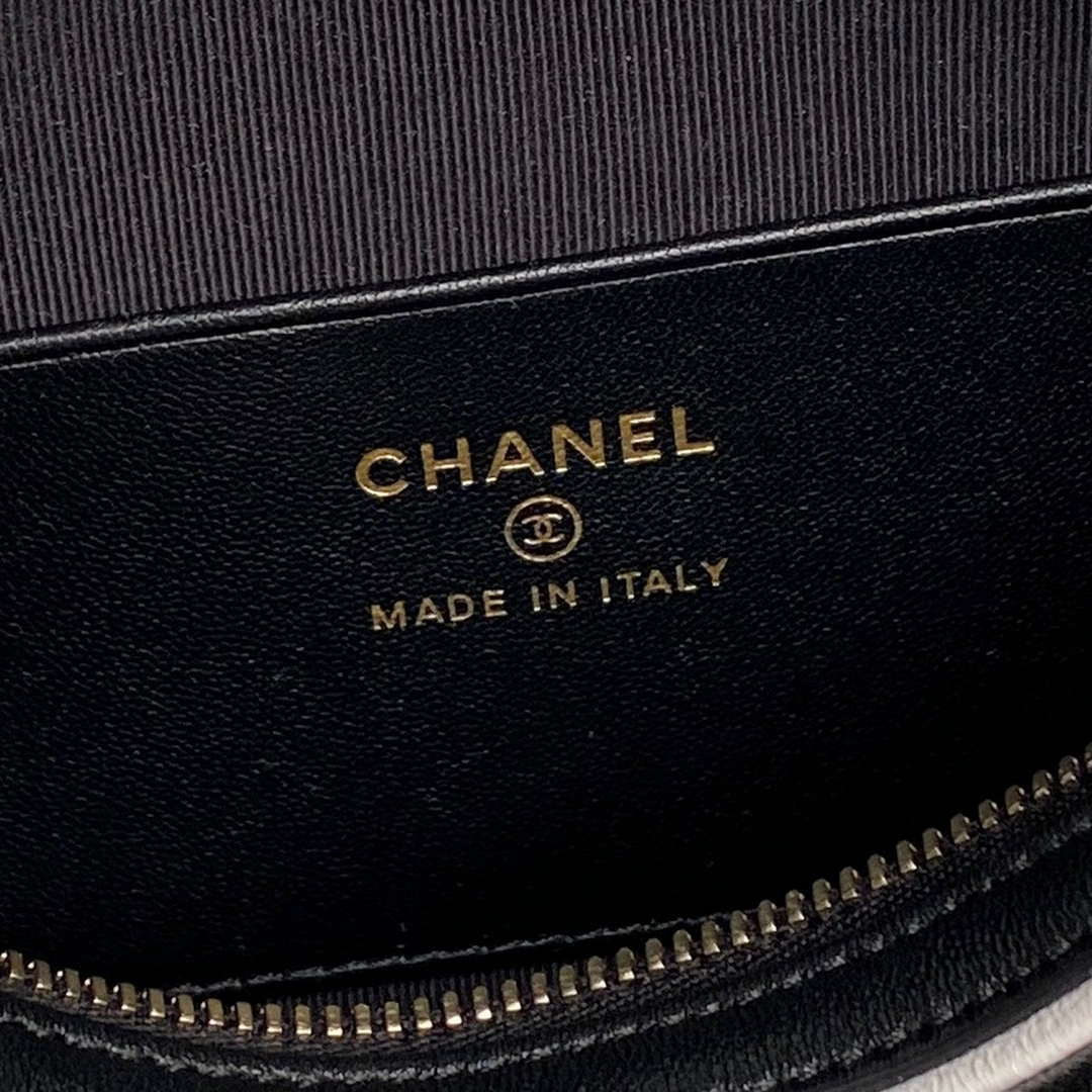 Chanel Ap4515 Clutch With Chain in Lambskin gold Black  & White