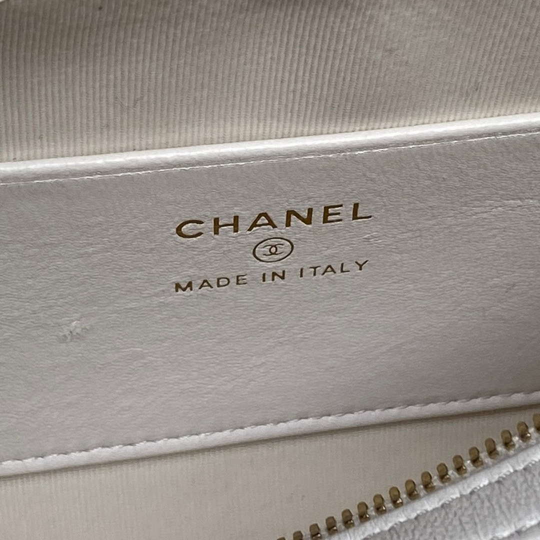 Chanel Ap4515 Clutch With Chain in Lambskin gold White - Default Title - View 8