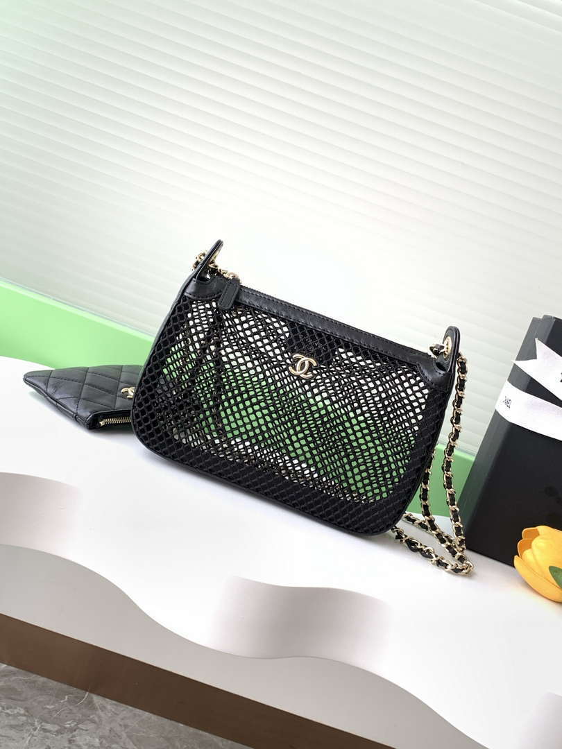 Chanel AP4572 25S Clutch With Chain Mesh Shiny Lambskin & Gold-Tone Metal Black - Default Title - View 1