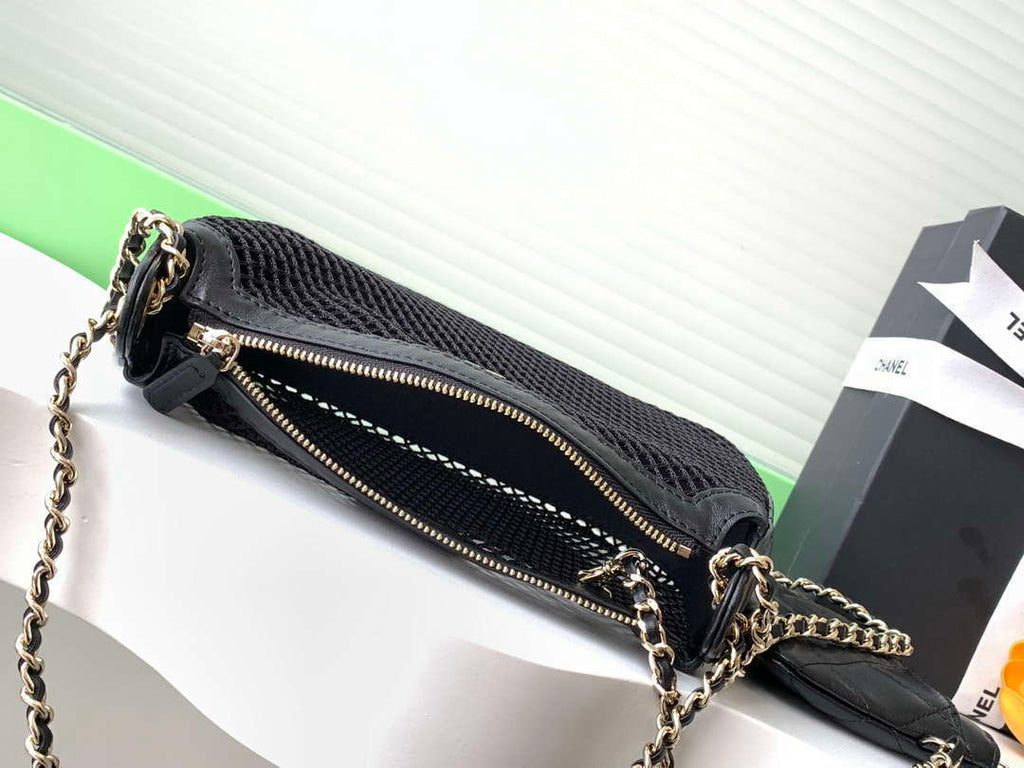 Chanel AP4572 25S Clutch With Chain Mesh Shiny Lambskin & Gold-Tone Metal Black