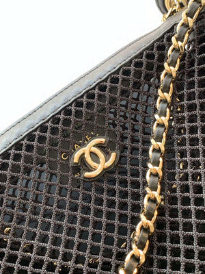Chanel AP4572 25S Clutch With Chain Mesh Shiny Lambskin & Gold-Tone Metal Black - Default Title - View 6