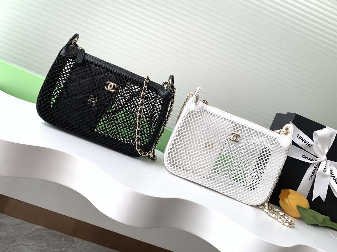 Chanel AP4572 25S Clutch With Chain Mesh Shiny Lambskin & Gold-Tone Metal Black - Default Title - View 10