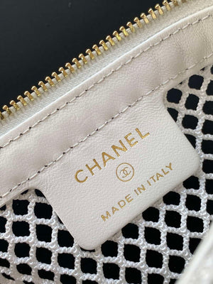 Chanel AP4572 25S Clutch With Chain Mesh Shiny Lambskin & Gold-Tone Metal White - Default Title - View 9