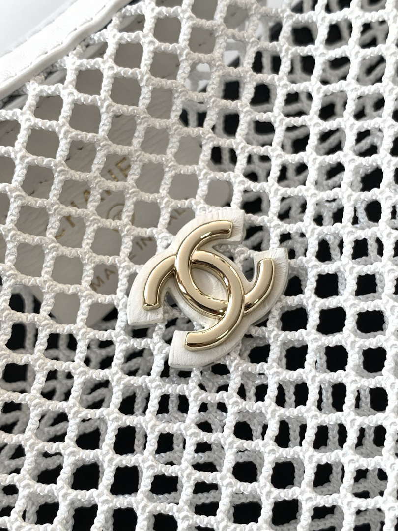 Chanel AP4575 25S Pouch Mesh Shiny Lambskin & Gold-Tone Metal White