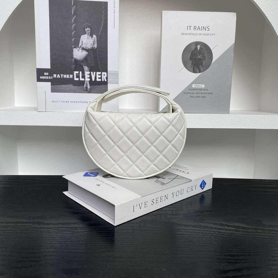 Chanel AP4584 25S  Pouch Grained White Calfskin Imitation Pearl Gold - Default Title - View 2