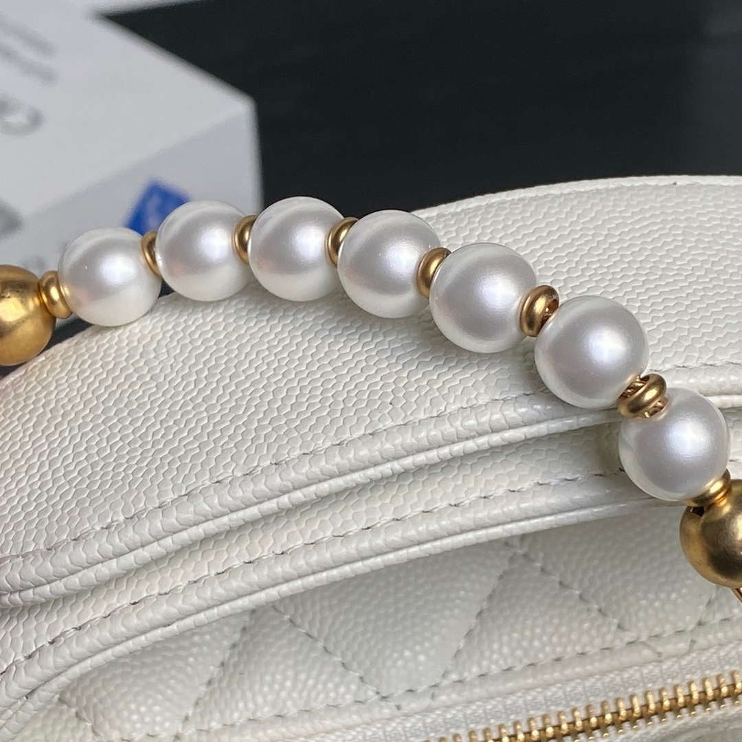 Chanel AP4584 25S  Pouch Grained White Calfskin Imitation Pearl Gold - Default Title - View 7