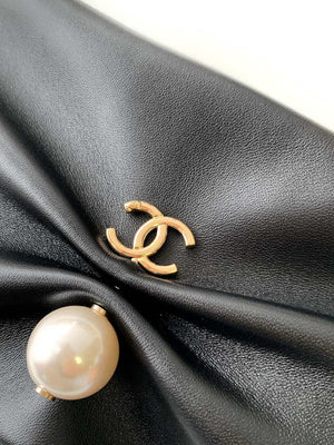 Chanel AP4613 Shiny Lambskin Imitation Pearl & Gold-Tone Metal Black - Default Title - View 5