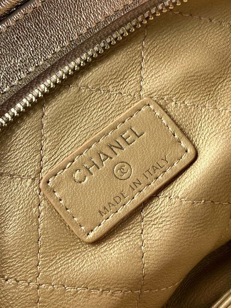 Chanel AP4613 Shiny Lambskin Imitation Pearl & Gold-Tone Metal Gold