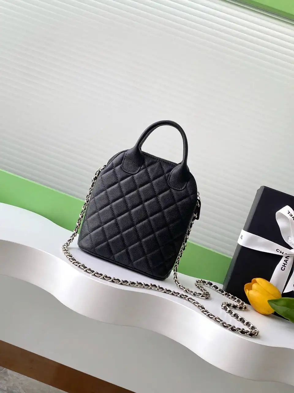 Chanel AP4742 Clutch with chain  Shiny Lambskin & Gold-Tone Metal  Black