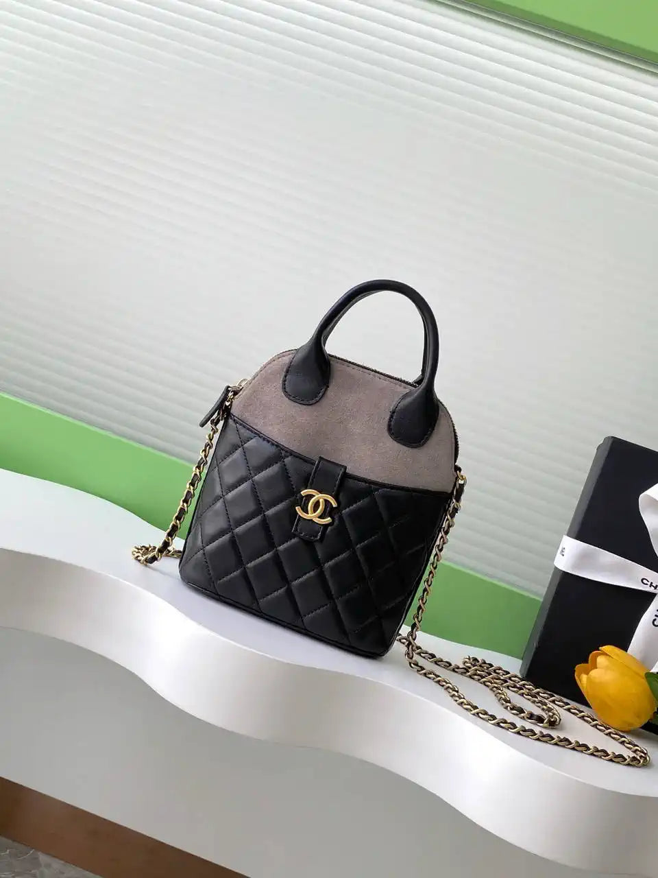 Chanel AP4742 Clutch with chain Suede Calfskin Shiny Lambskin & Gold-Tone Metal  Black &GRAY