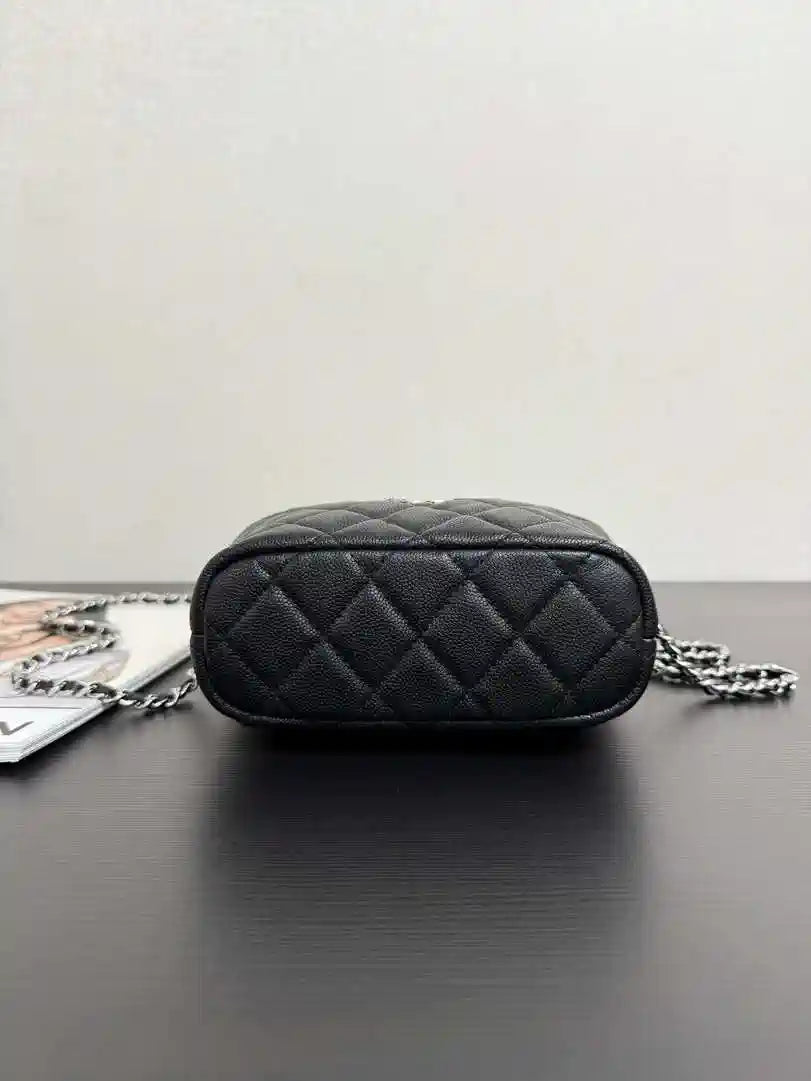 Chanel AP4747 Clutch with chain Grained Shiny Calfskin & Gold-Tone Metal Black