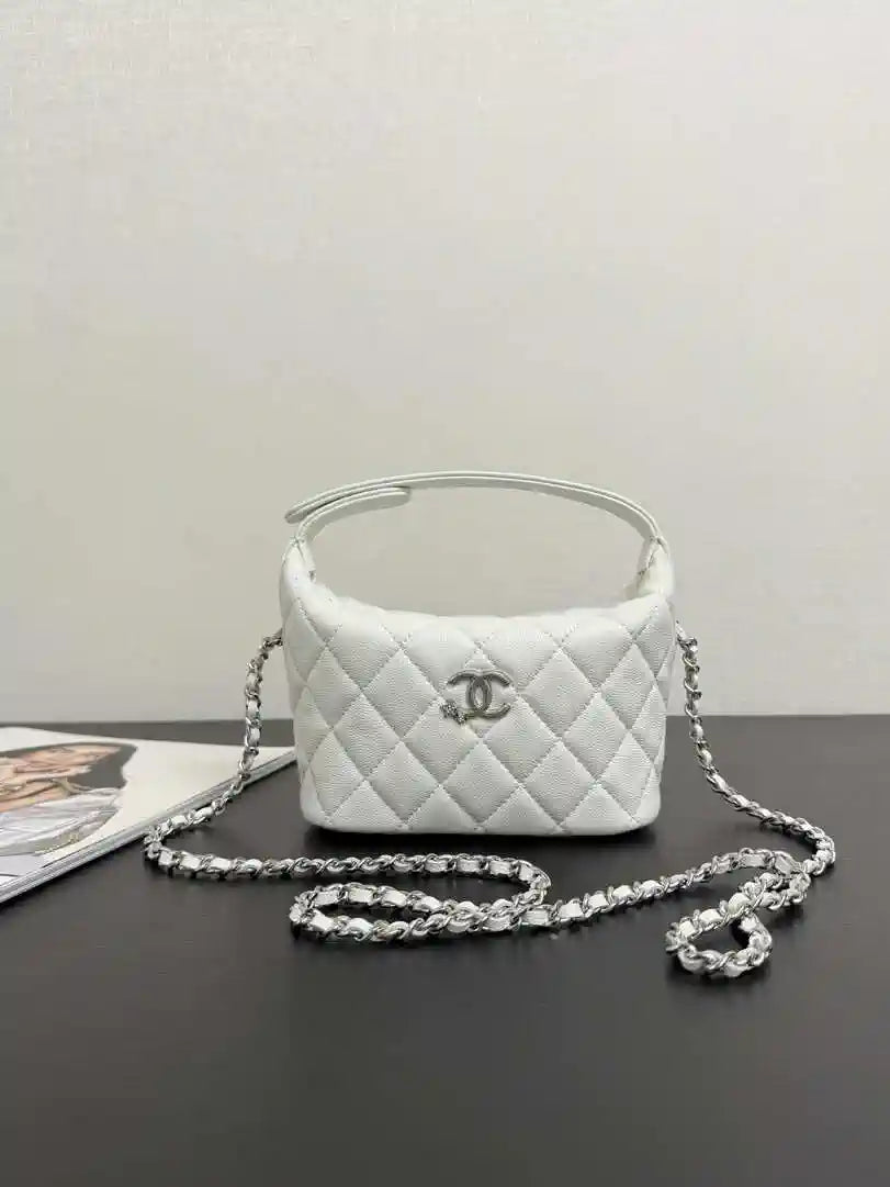 Chanel AP4747 Clutch with chain Grained Shiny Calfskin & Gold-Tone Metal White