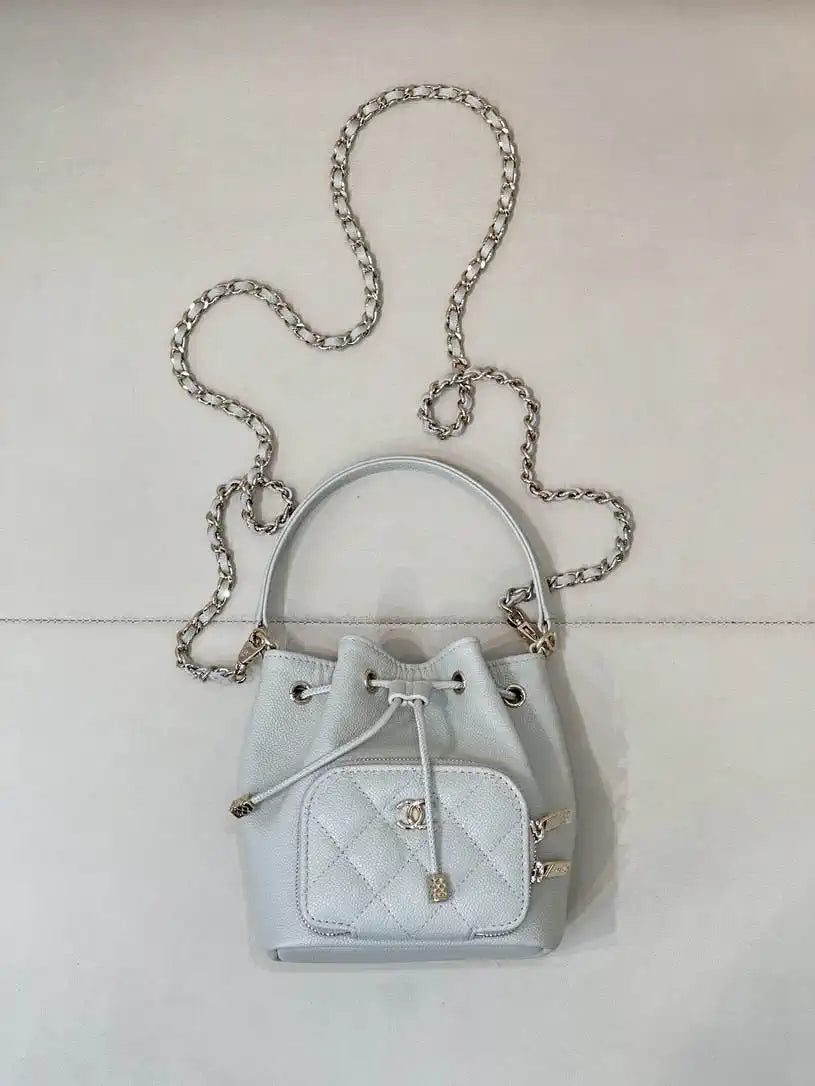 Chanel AP4775 25B  Clutch with chain Grained Shiny Calfskin Gold-Tone Metal Light Gray