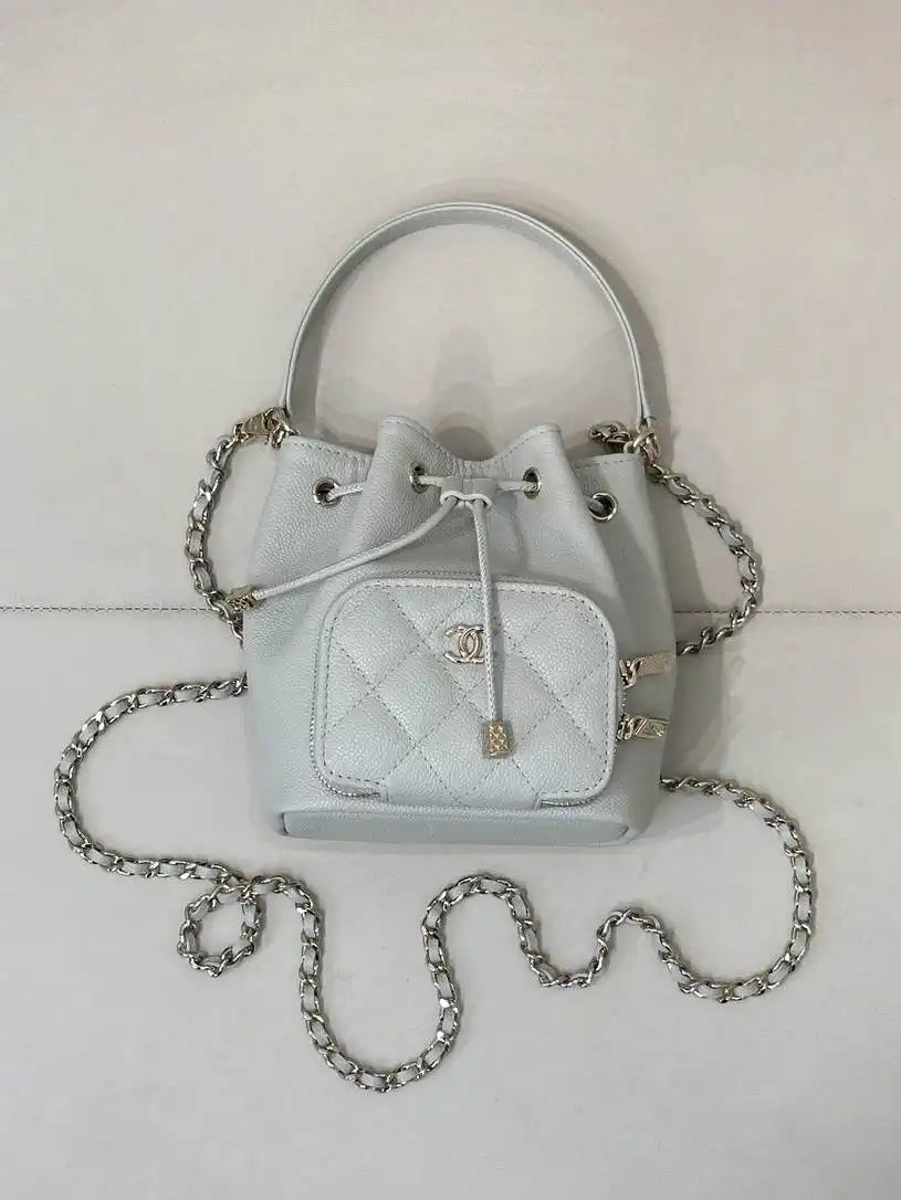 Chanel AP4775 25B  Clutch with chain Grained Shiny Calfskin Gold-Tone Metal Light Gray