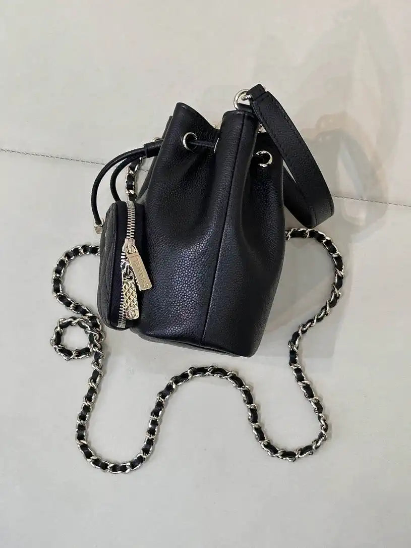 Chanel AP4775 25B  Clutch with chain Grained Shiny Calfskin Gold-Tone Metal Black