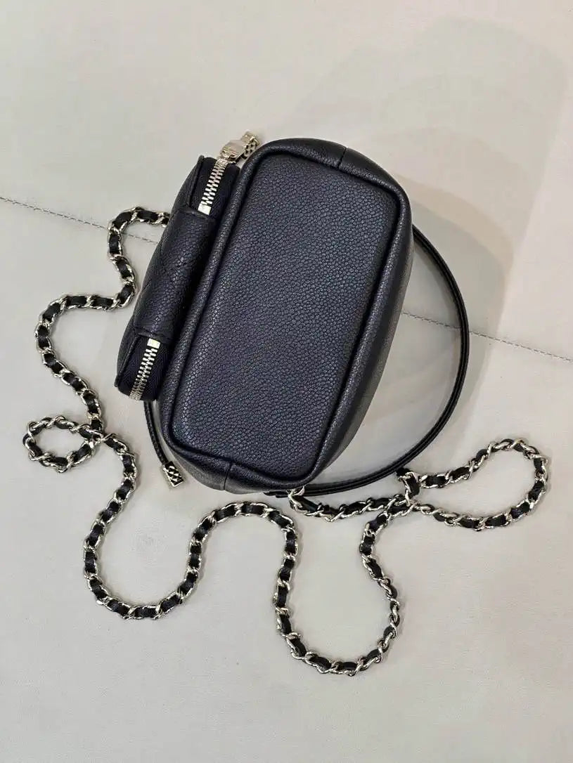 Chanel AP4775 25B  Clutch with chain Grained Shiny Calfskin Gold-Tone Metal Black