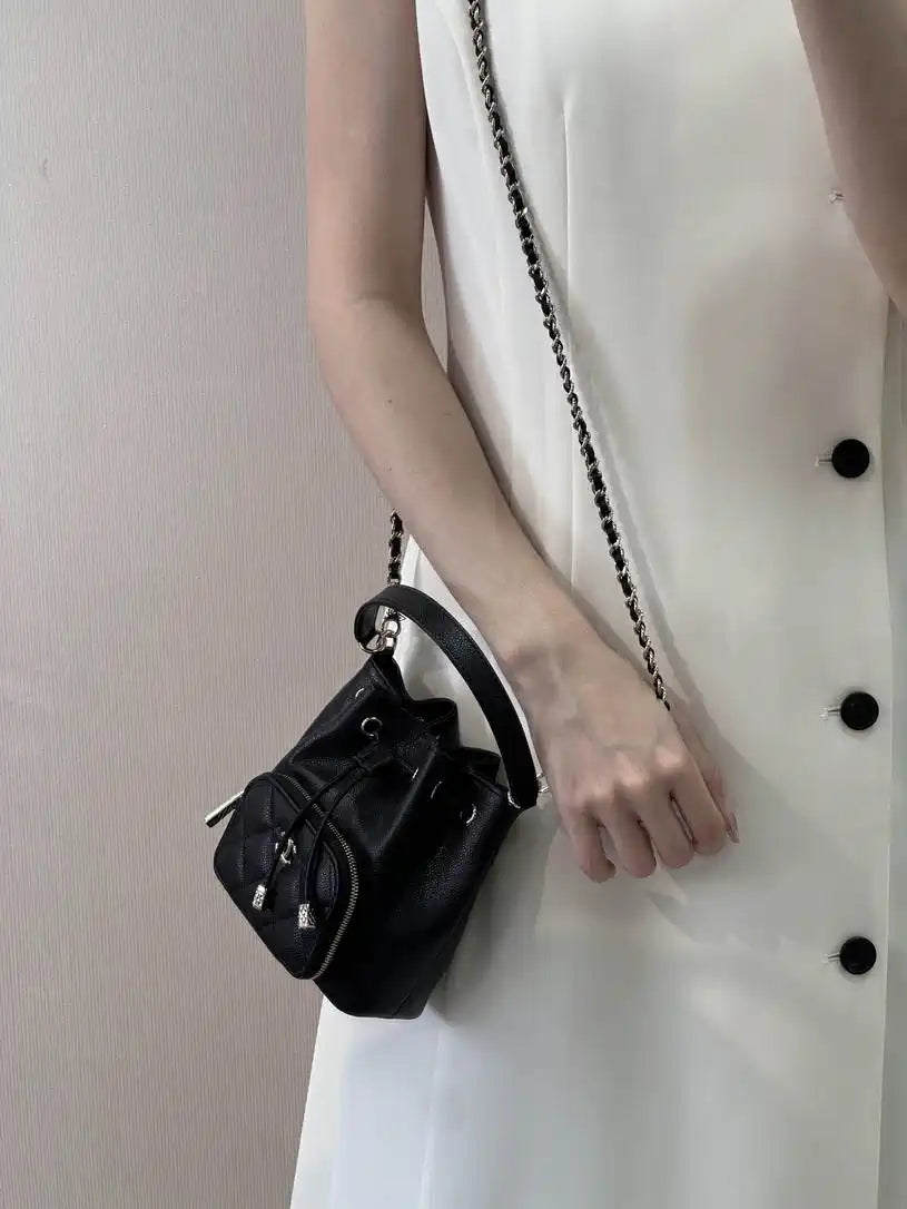 Chanel AP4775 25B  Clutch with chain Grained Shiny Calfskin Gold-Tone Metal Black