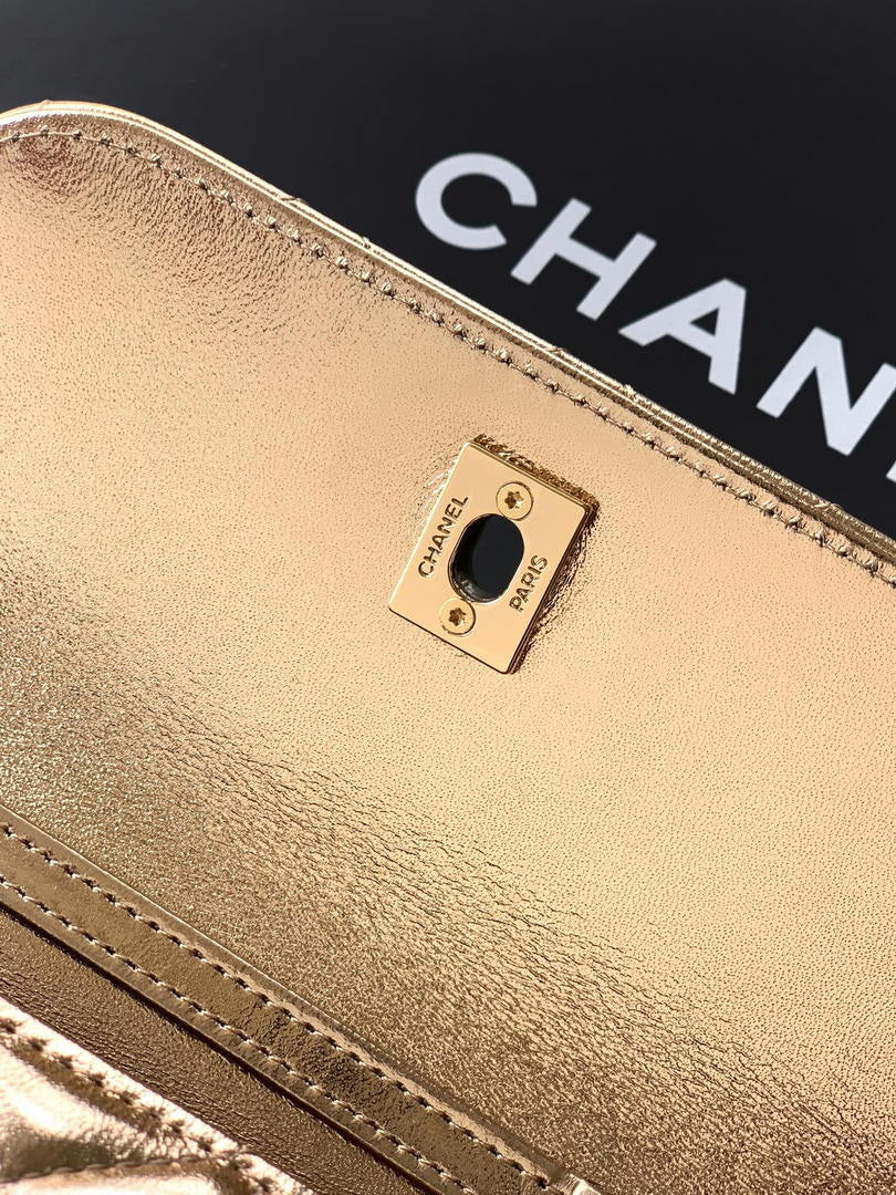 Chanel AP4975 Clutch With Chain Lambskin Imitation Pearls & Gold-Tone Metal  Gold