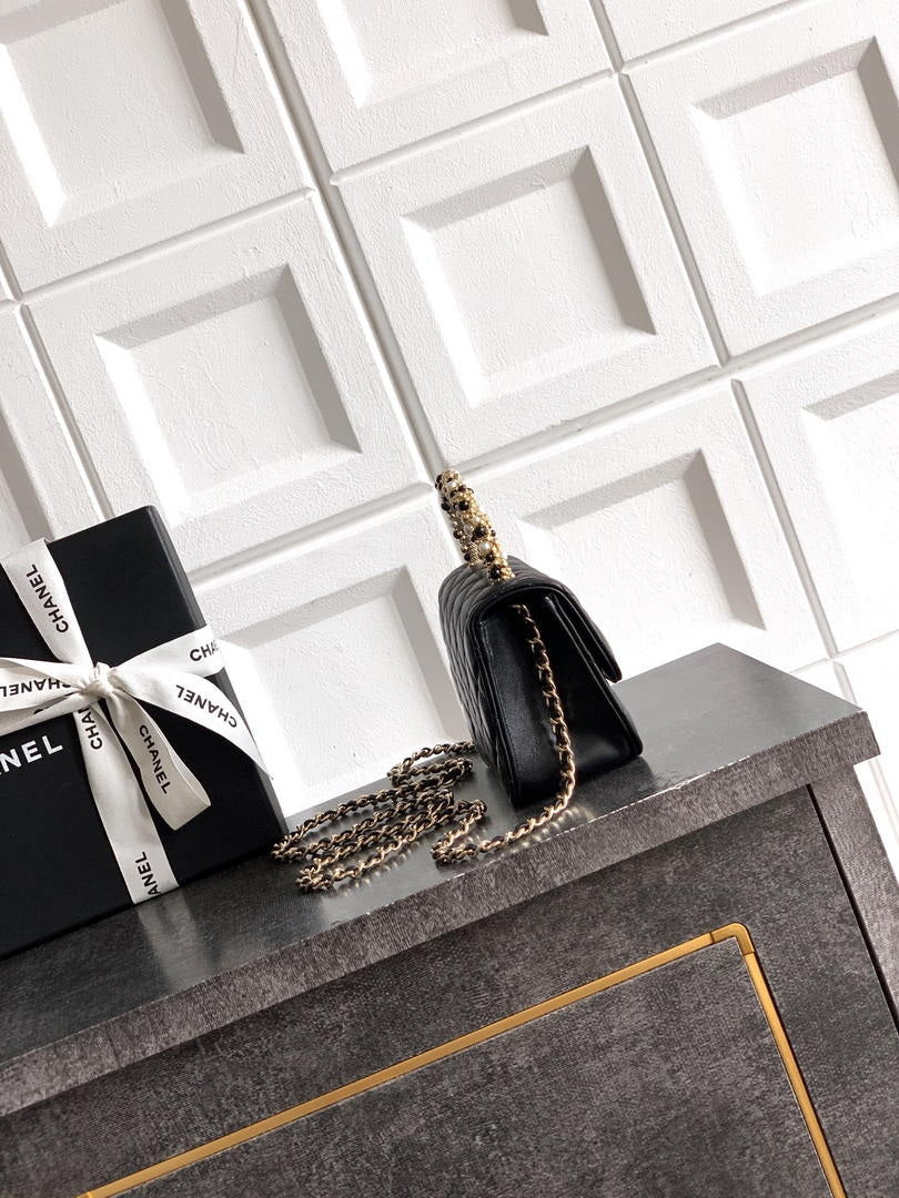 Chanel AP4975 Clutch With Chain Lambskin Imitation Pearls & Gold-Tone Metal  Black