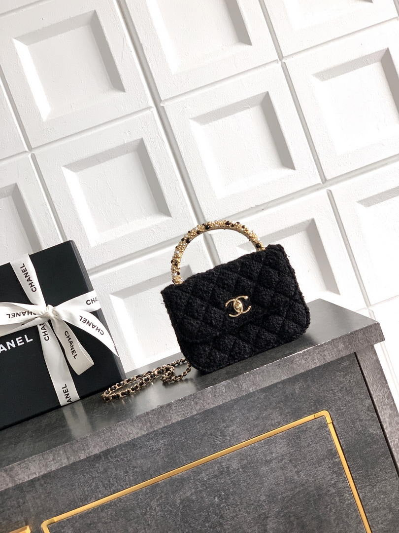 Chanel AP4975 Clutch With Chain Tweed  Imitation Pearls & Gold-Tone Metal  Black
