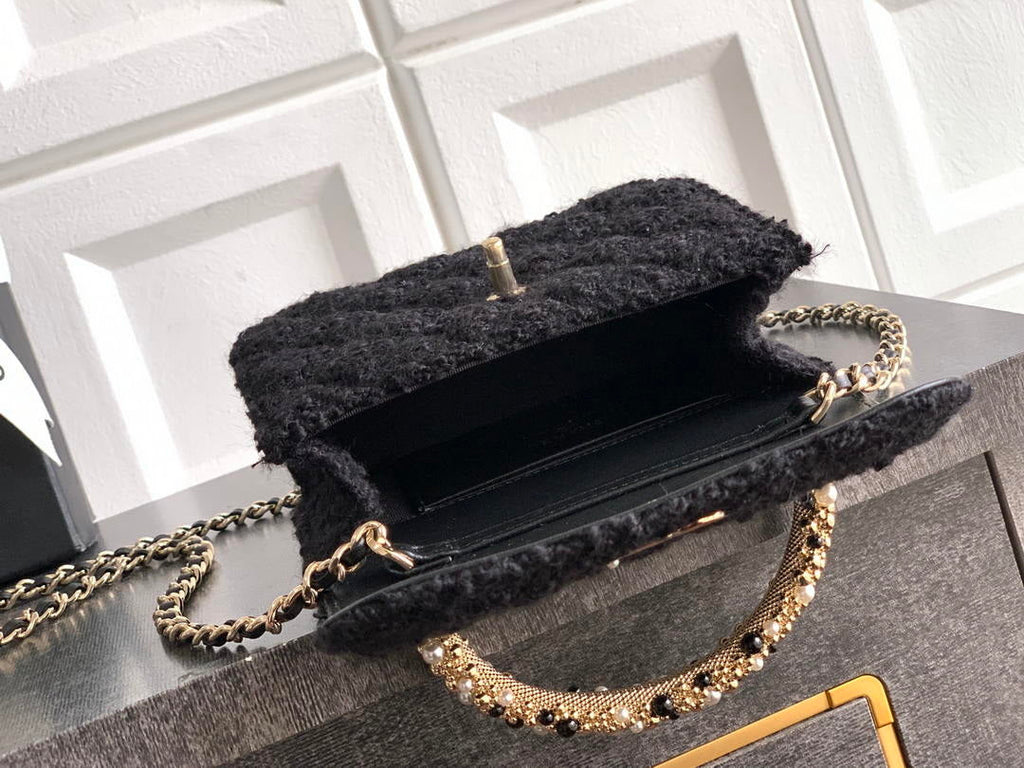 Chanel AP4975 Clutch With Chain Tweed  Imitation Pearls & Gold-Tone Metal  Black