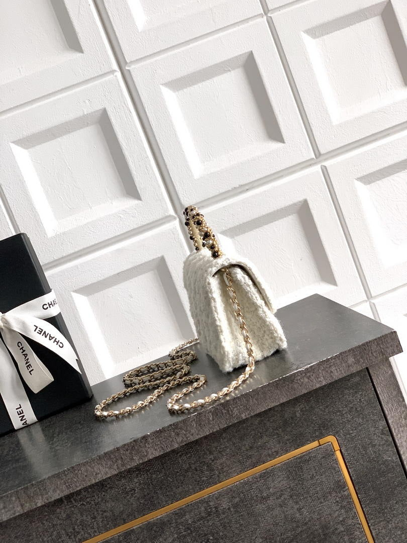 Chanel AP4975 Clutch With Chain Tweed  Imitation Pearls & Gold-Tone Metal White