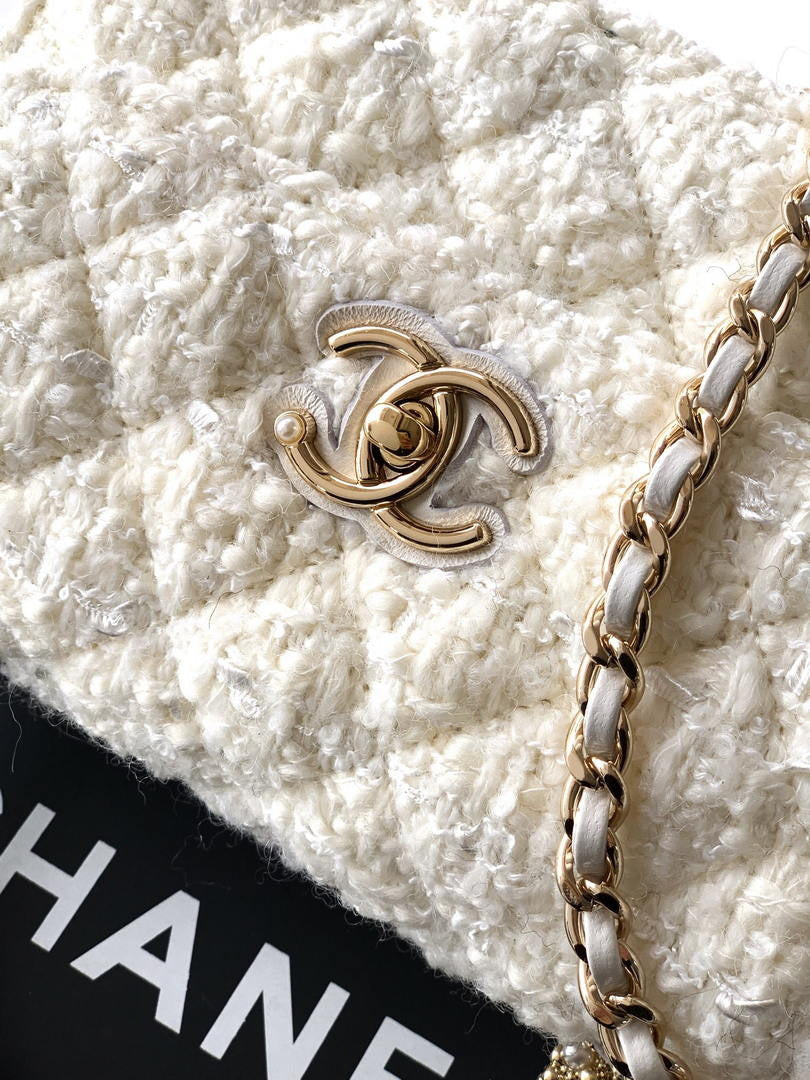Chanel AP4975 Clutch With Chain Tweed  Imitation Pearls & Gold-Tone Metal White