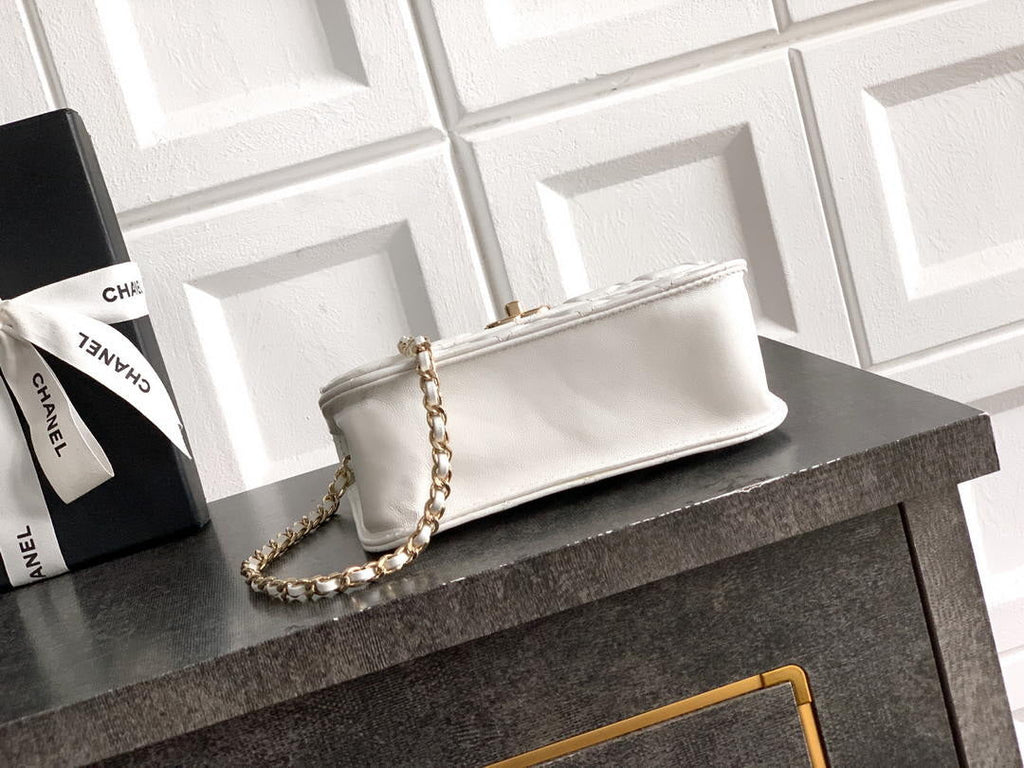 Chanel AP4976 Clutch With Chain White Lambskin Imitation Pearls & Gold-Tone Metal