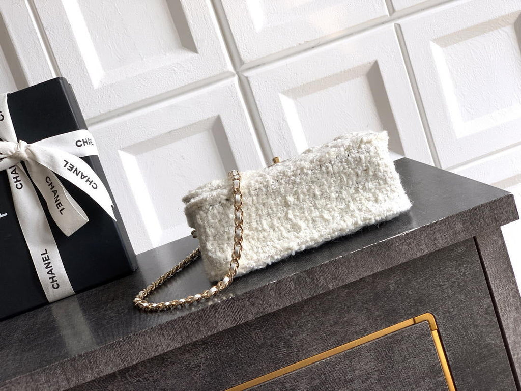 Chanel AP4976 Clutch With Chain Tweed  Imitation Pearls & Gold-Tone Metal White