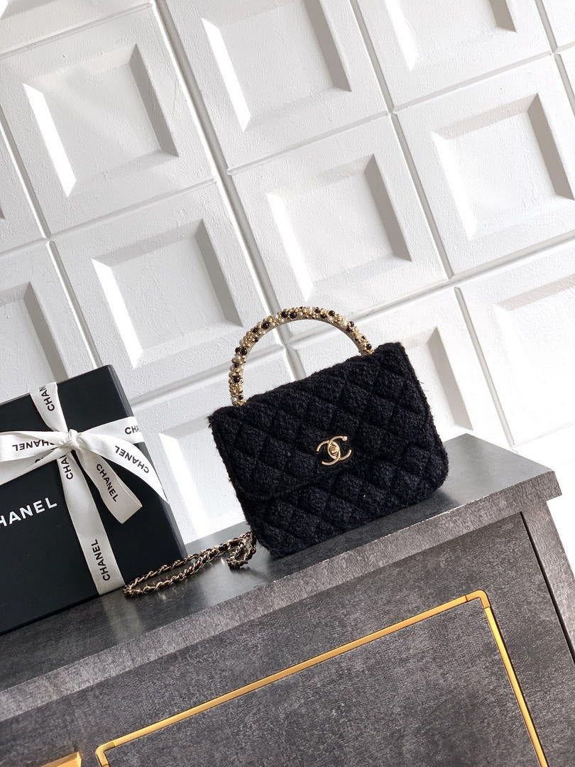 Chanel AP4976 Clutch With Chain Tweed  Imitation Pearls & Gold-Tone Metal  Black