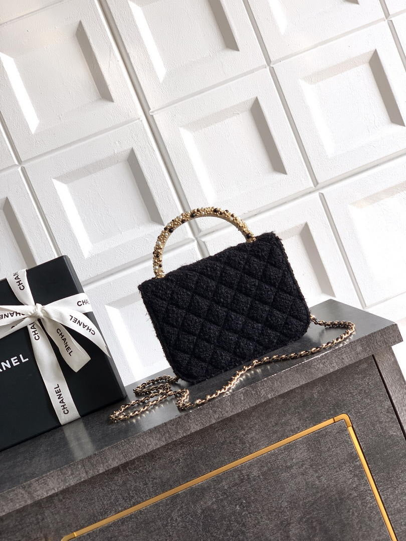 Chanel AP4976 Clutch With Chain Tweed  Imitation Pearls & Gold-Tone Metal  Black