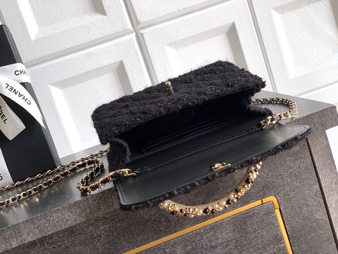Chanel AP4976 Clutch With Chain Tweed  Imitation Pearls & Gold-Tone Metal  Black