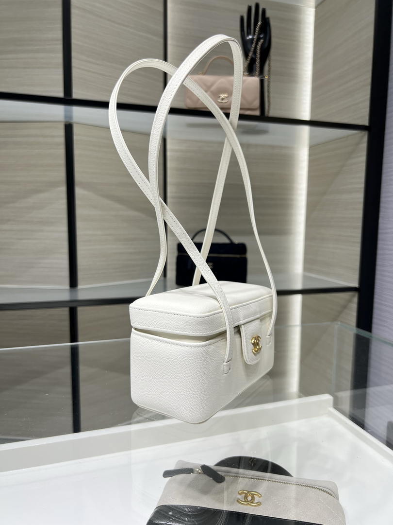Chanel AP5067 26SS Long Vanity with Leather Strap Grained Shiny Calfskin & Gold-Tone Metal White