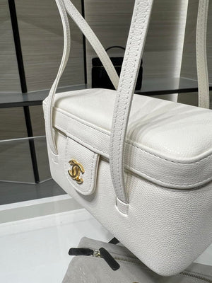 Chanel AP5067 26SS Long Vanity with Leather Strap Grained Shiny Calfskin & Gold-Tone Metal White - Default Title - View 6