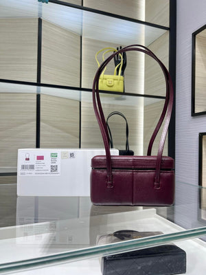 Chanel AP5067 26SS Long Vanity with Leather Strap Wine Red - Default Title - View 3