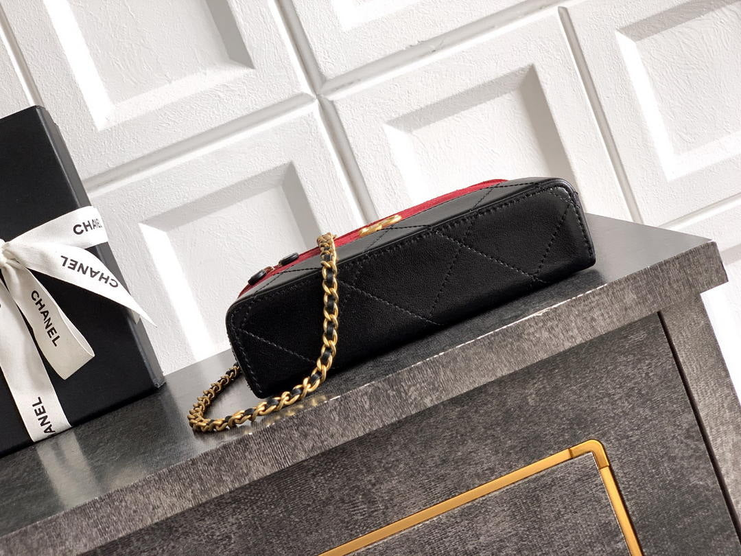 Chanel AP5186 26SS Vanity with Chain Suede Calfskin Shiny Lambskin & Gold-Tone Metal Red & Black
