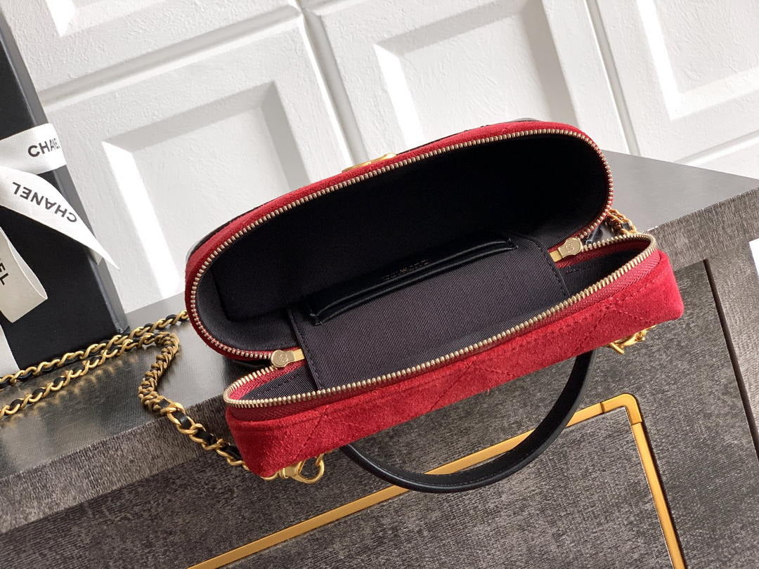 Chanel AP5186 26SS Vanity with Chain Suede Calfskin Shiny Lambskin & Gold-Tone Metal Red & Black