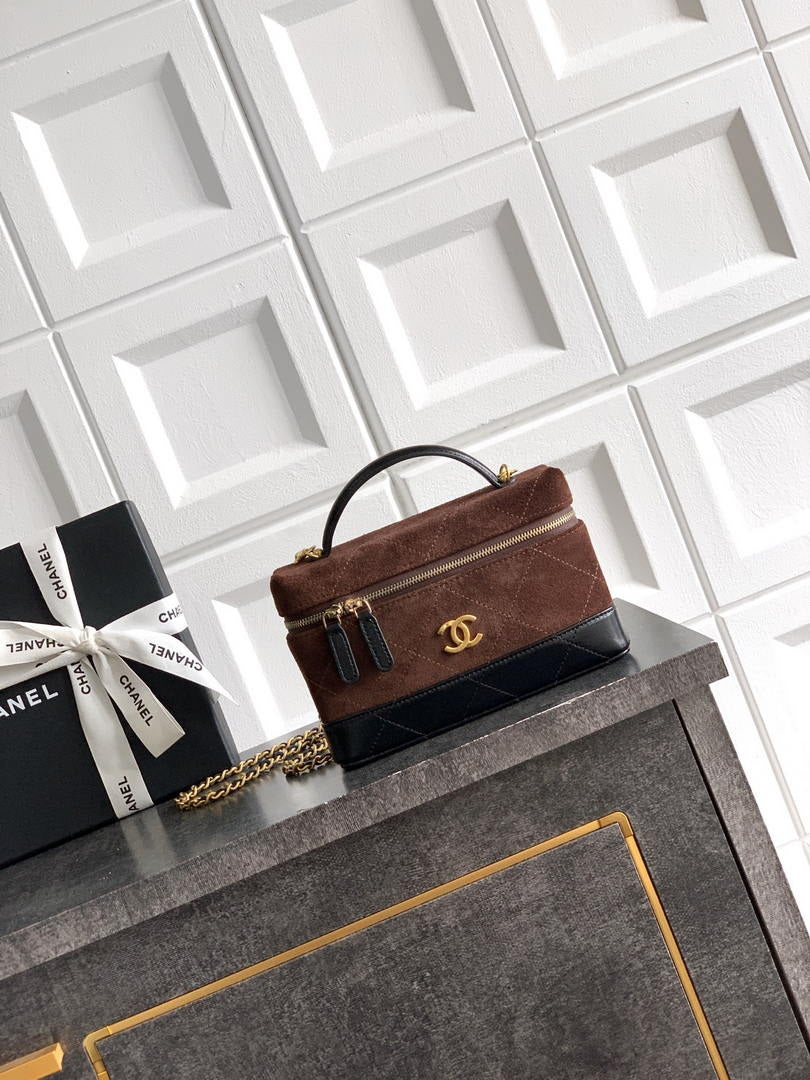 Chanel AP5186 26SS Vanity with Chain Suede Calfskin Shiny Lambskin & Gold-Tone Metal Dark Brown & Black