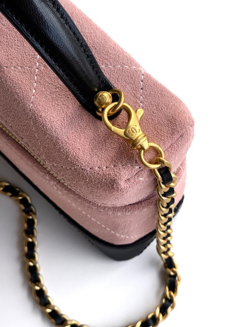 Chanel AP5186 26SS Vanity with Chain Suede Calfskin Shiny Lambskin & Gold-Tone Metal Pink & Black