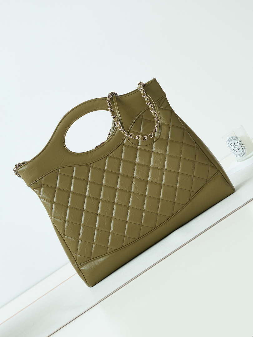 Chanel AS1010 31 Larage Shopping Bag Shiny Lambskin Green