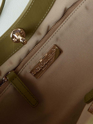 Chanel AS1010 31 Larage Shopping Bag Shiny Lambskin Green - Default Title - View 9
